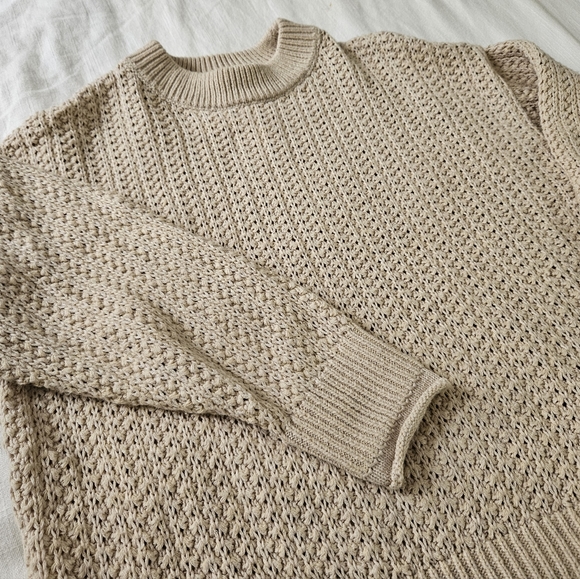 Universal Thread Sweater - Picture 2 of 4